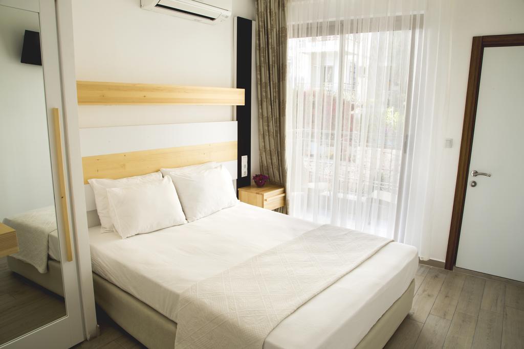 Defne Hotel Kaş Esterno foto