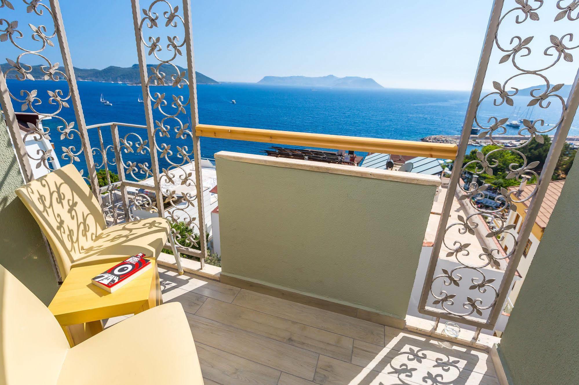 Defne Hotel Kaş Esterno foto